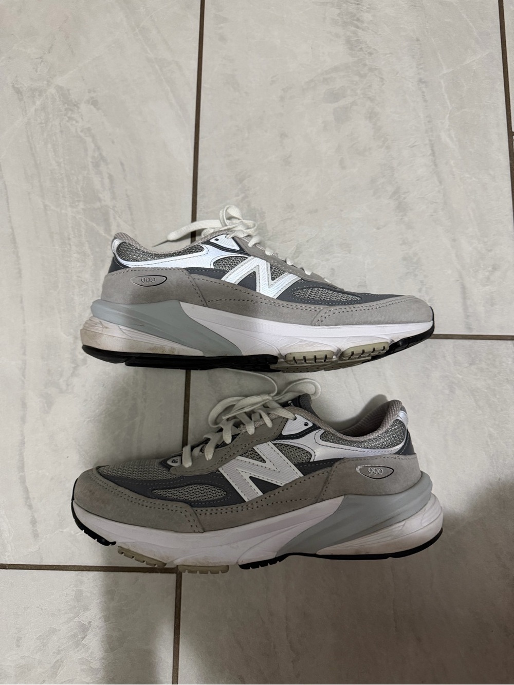 Women’s New Balance 990
